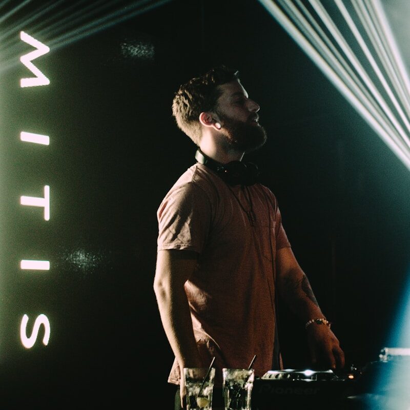 men's brown button-up t-shirt