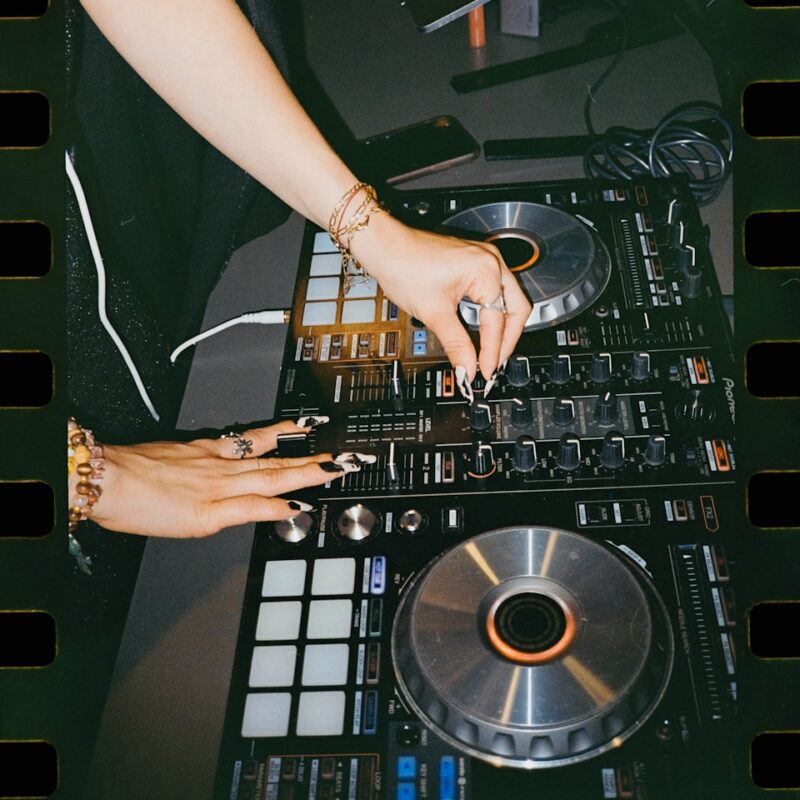 a person that is playing some kind of music